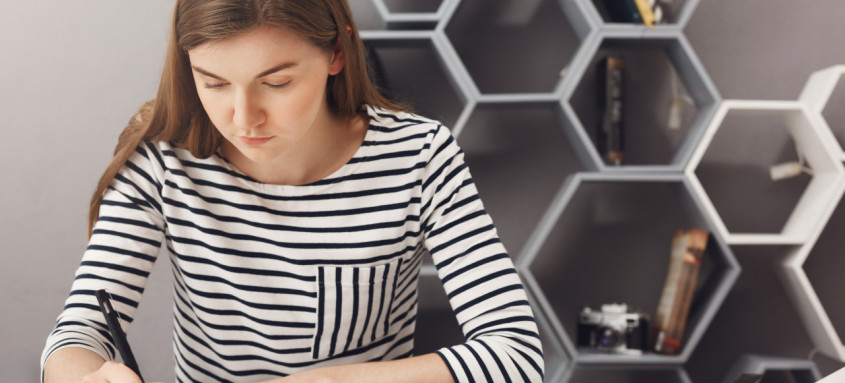 Este ano o curso de Biblioteconomia será oferecido em dez polos e Duque de Caxias lança licenciatura em Física - Foto: Freepik Este ano o curso de Biblioteconomia será oferecido em dez polos e Duque de Caxias lança licenciatura em Física