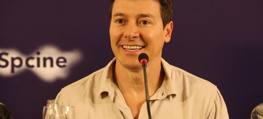 Apresentador Rodrigo Faro deixa a TV Record após 16 anos
