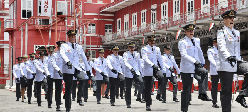 As inscrições para o edital do novo concurso do Corpo de Bombeiros RJ estarão abertas de 15 de janeiro a 4 de fevereiro de 2025 - Foto: Rogério Santana/Divulgação As inscrições para o edital do novo concurso do Corpo de Bombeiros RJ estarão abertas de 15 de janeiro a 4 de fevereiro de 2025