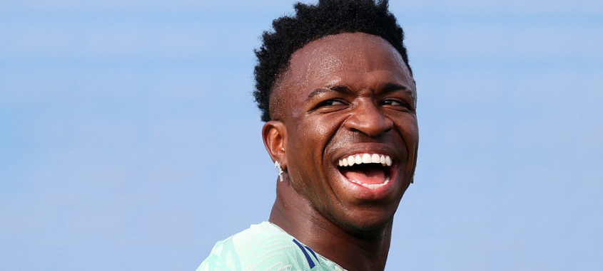 Vini Jr. foi eleito o melhor jogador do mundo em 2024
