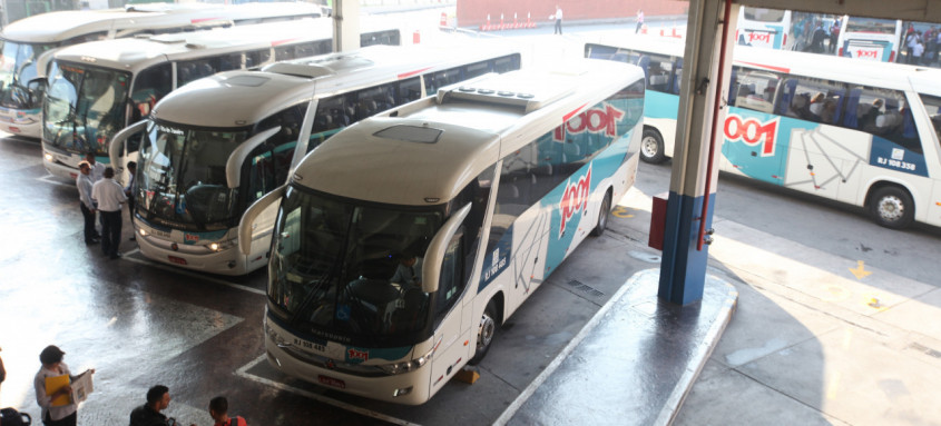 FIA promove ação preventiva do Programa SOS Crianças Desaparecidas na Rodoviária Novo Rio - Foto: Divulgação FIA promove ação preventiva do Programa SOS Crianças Desaparecidas na Rodoviária Novo Rio