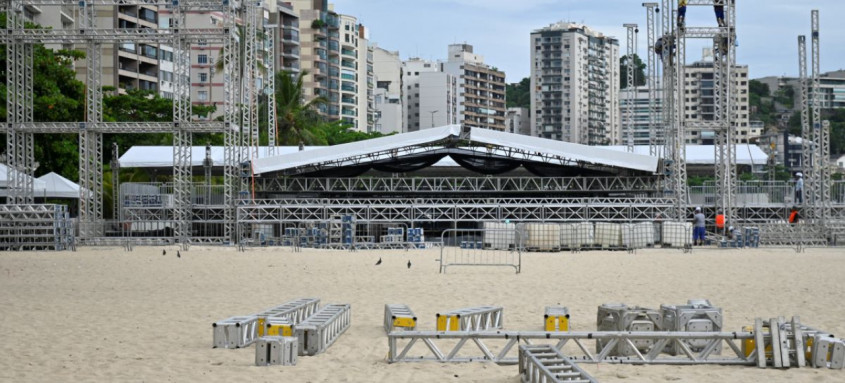 Preparativos para a festa de Réveillon em Niterói entram na reta final