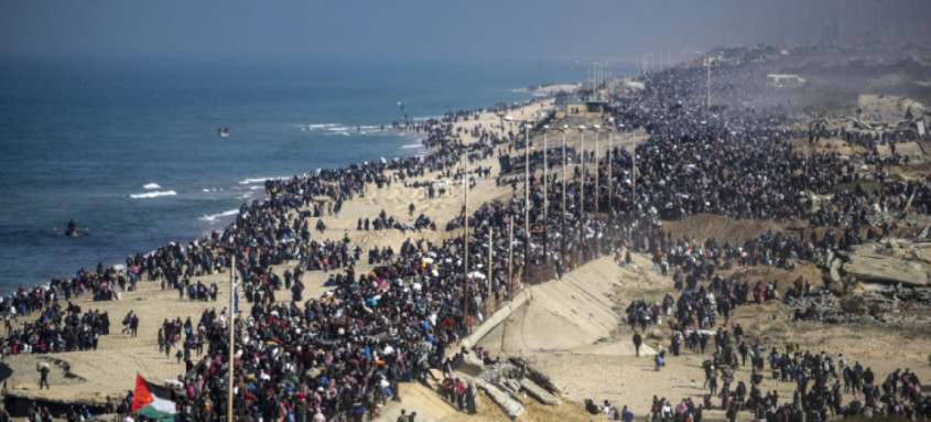 Após liberação do exército de Israel de parte das estradas, expectativa é que cerca de 650.000 pessoas realizem o trajeto de retorno nos próximos dias; casas foram severamente destruídas devido aos intensos bombardeios - Foto: Reprodução Após liberação do exército de Israel de parte das estradas, expectativa é que cerca de 650.000 pessoas realizem o trajeto de retorno nos próximos dias; casas foram severamente destruídas devido aos intensos bombardeios