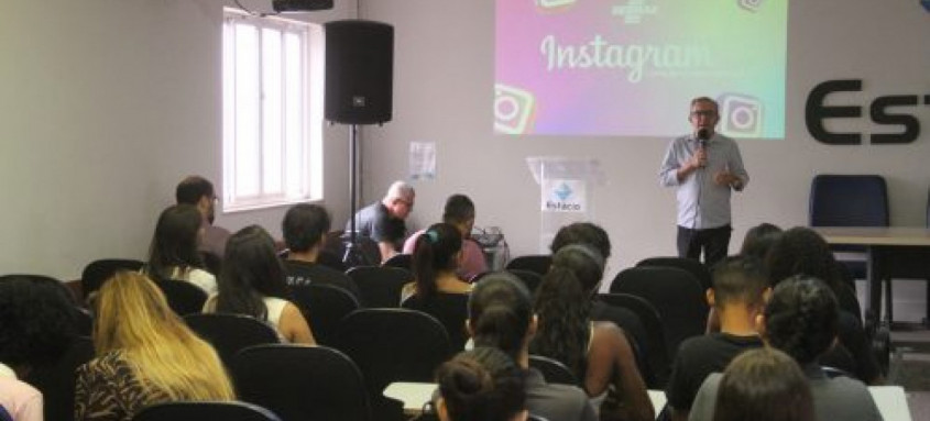 A estudante de jornalismo, Maria Clara Barbosa, contou sobre o seu interesse pela palestra - Foto: Divulgação A estudante de jornalismo, Maria Clara Barbosa, contou sobre o seu interesse pela palestra