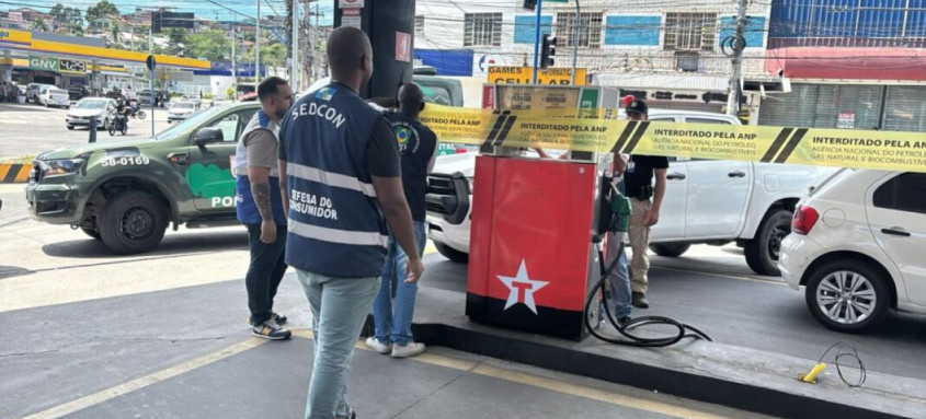 Fiscalização em posto de combustível de São Gonçalo