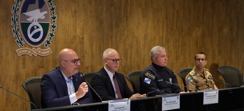 Cúpula da Segurança Pública do Estado do Rio e Corpo de Bombeiros durante a divulgação do esquema especial para o Carnaval 2025 - Foto: Divulgação Cúpula da Segurança Pública do Estado do Rio e Corpo de Bombeiros durante a divulgação do esquema especial para o Carnaval 2025