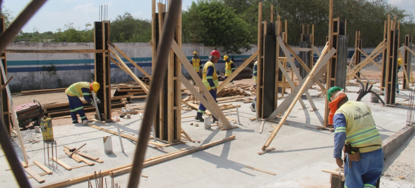 Obras no novo espaço de esporte e lazer estão 50% concluídas