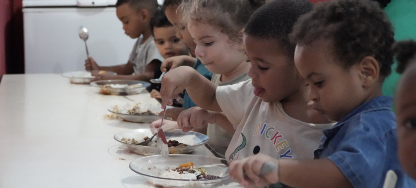 Nutricionistas dão orientações para estimular as famílias