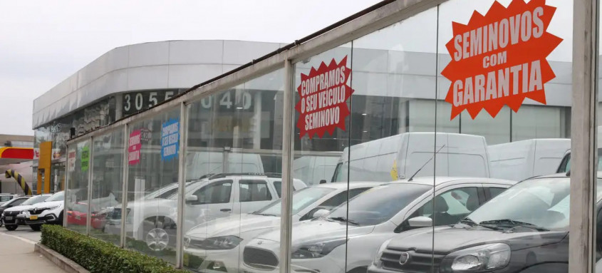 Houve retração para veículos leves e pesados; motocicletas destoaram - Foto: Rovena Rosa/Agência Brasil Houve retração para veículos leves e pesados; motocicletas destoaram