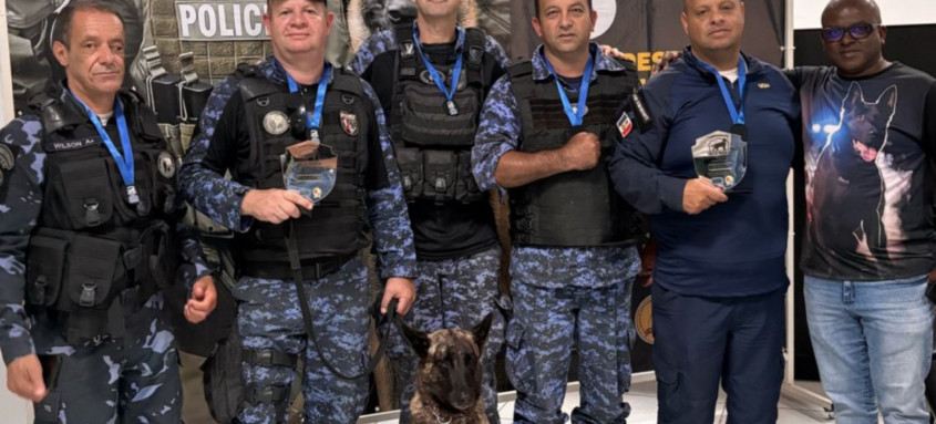 Equipe K9 brilha no 5º Congresso Nacional de Cães de Polícia e Trabalho, em Barra Mansa. - Foto: Divulgação Equipe K9 brilha no 5º Congresso Nacional de Cães de Polícia e Trabalho, em Barra Mansa.