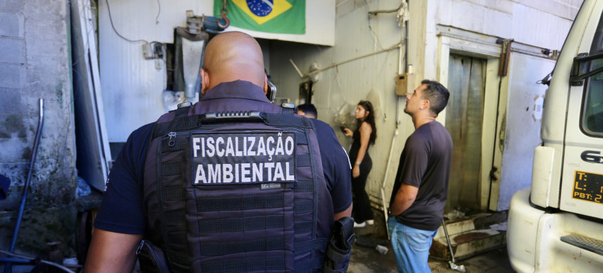 Fábrica de gelo da Cidade de Deus foi interditada por uso de água contaminada
