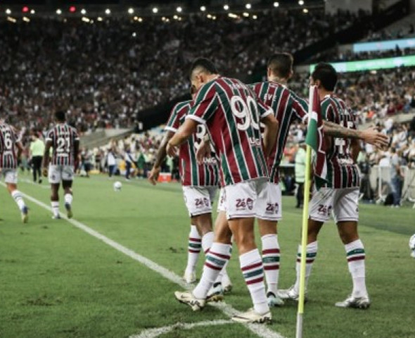 LUCAS MERÇON / FLUMINENSE F.C