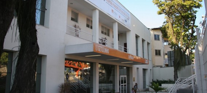 Fachada do hospital Getulinho: funcionários relatam problemas com o pagamento do novo piso salarial - Foto: Foto: Divulgação Fachada do hospital Getulinho: funcionários relatam problemas com o pagamento do novo piso salarial