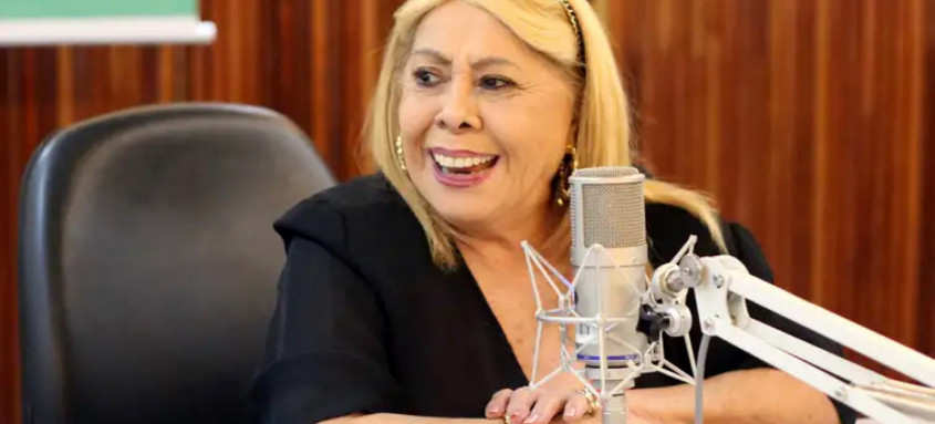 Cantora Anastácia, em entrevista para a Rádio Nacional SP. Considerada a Cantora Anastácia, em entrevista para a Rádio Nacional SP. Considerada a