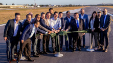 Inauguração da nova pista de pousos e decolagens do aeroporto de Macaé, Zurich Airport. O evento contou com a presença de autoridades municipais, estaduais e do Ministro de Portos e Aeroportos Silvio Costa Filho. Macaé/RJ. Moisés Bruno H. Santos