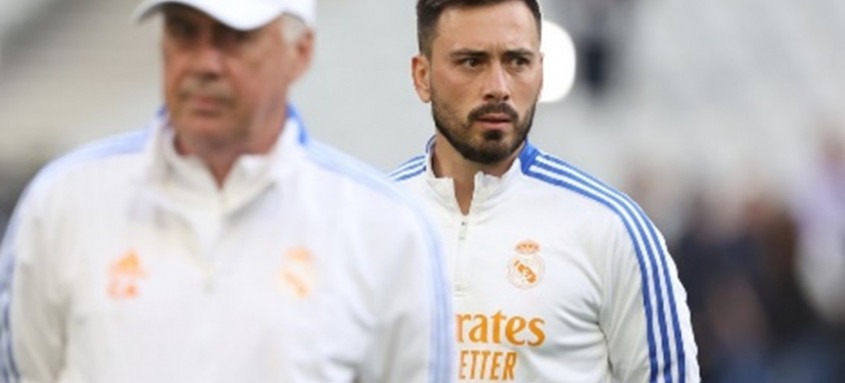 Davide Ancelotti ao lado do pai no Real Madrid.