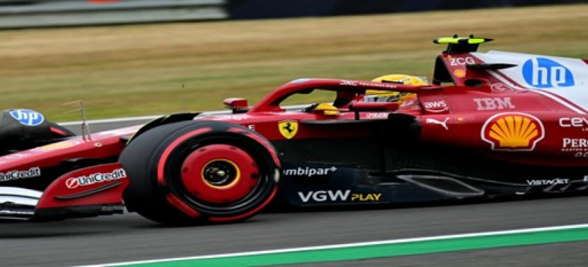 Lewis Hamilton, da Ferrari, no classificatório para o GP da Inglaterra - Foto: Andrej ISAKOVIC / AFP Lewis Hamilton, da Ferrari, no classificatório para o GP da Inglaterra