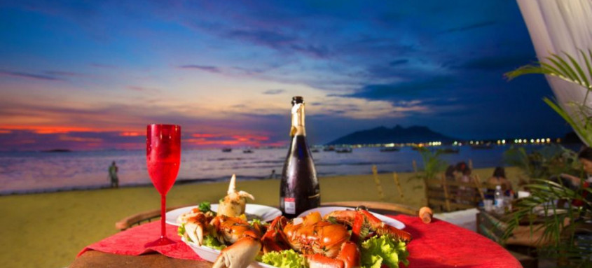 Primeira edição do evento acontece entre 24 e 27, na Lagoa do Iriry, com o melhor da culinária local e shows gratuitos. - Foto: Reprodução. Primeira edição do evento acontece entre 24 e 27, na Lagoa do Iriry, com o melhor da culinária local e shows gratuitos.